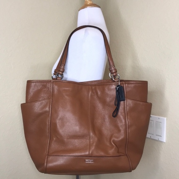 Coach Handbags - COACH Classic Brown Leather Tote Bag